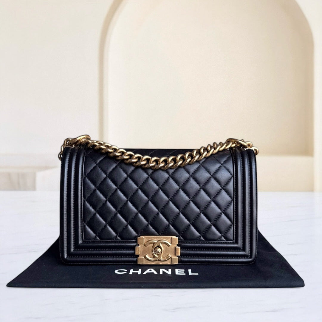 Chanel Boy Medium - 25CM Quilted Lambskin Black Gold Hardware
