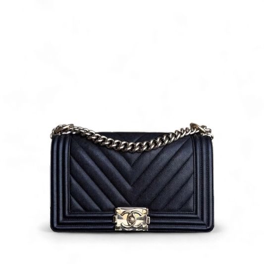 Chanel Boy Medium - Caviar 25CM Grained Calfskin Chevron Black Gold Hardware Series 30