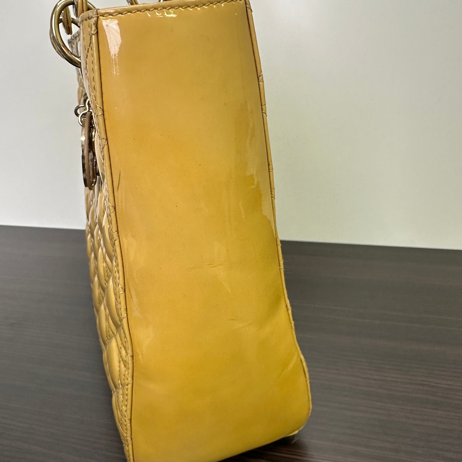 Dior Lady Dior Patent Leather Handbag LB120018