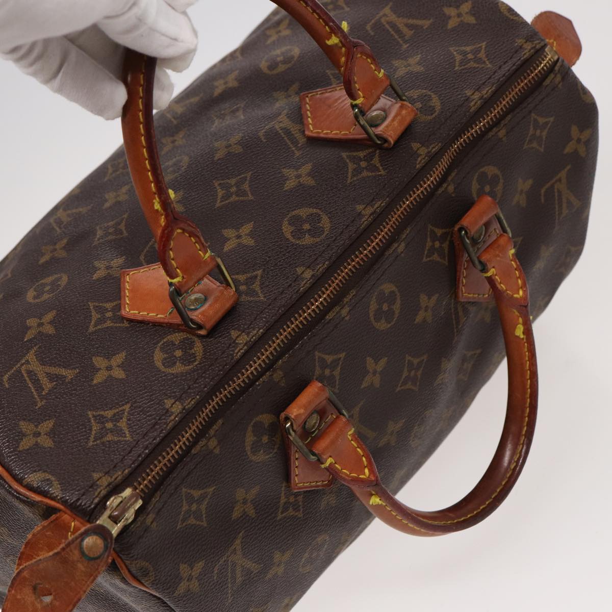 LOUIS VUITTON Handbag