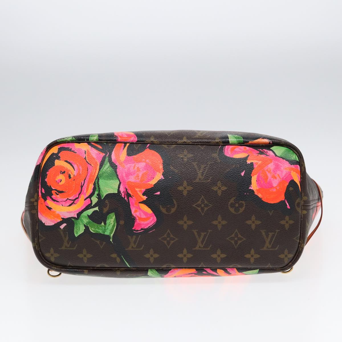 LOUIS VUITTON Neverfull MM Tote