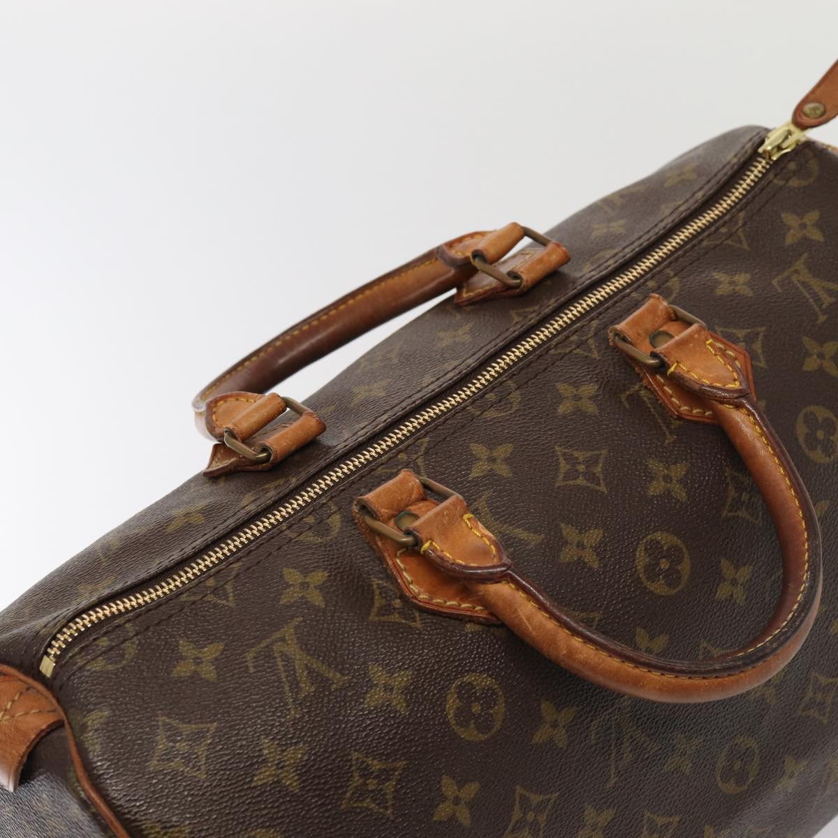 LOUIS VUITTON Handbag