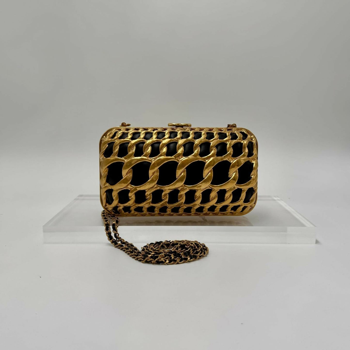 Chanel Pre-Fall 2019 Lambskin Gold Metal Clutch