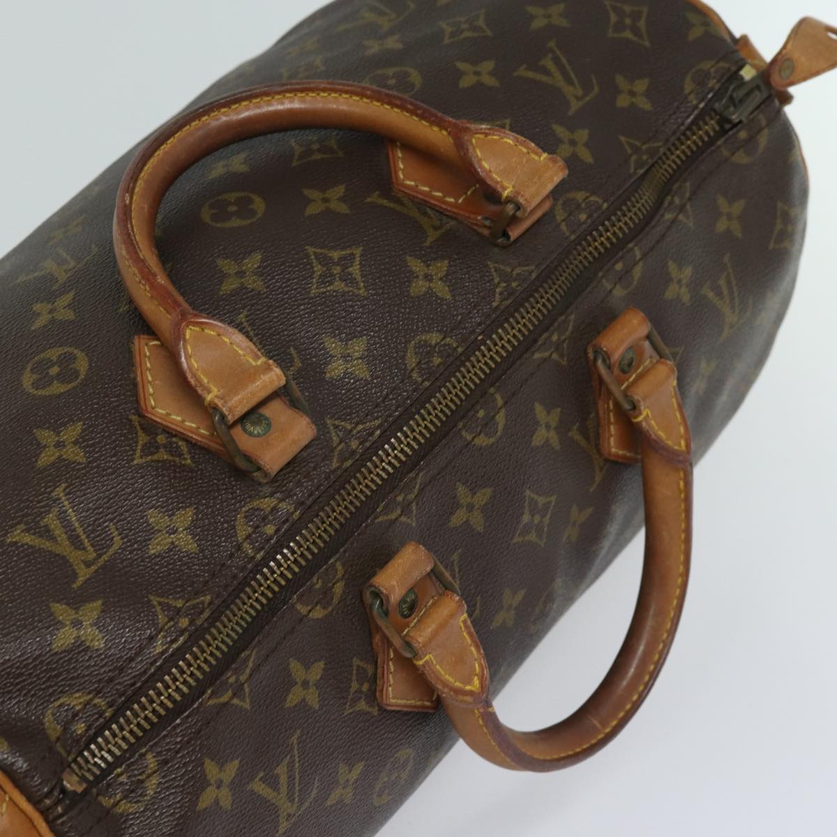 LOUIS VUITTON Handbag