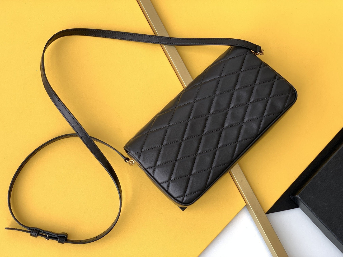 Yves Saint Laurent Kate Chain Bag Black With Gold Hardware