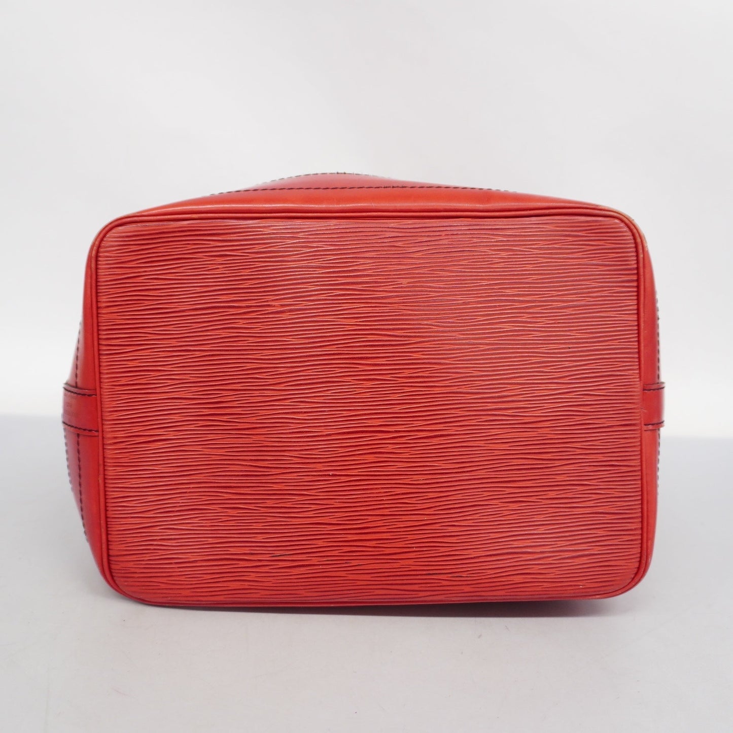 Louis Vuitton Epi Noe Women's Shoulder Bag Castilian Red