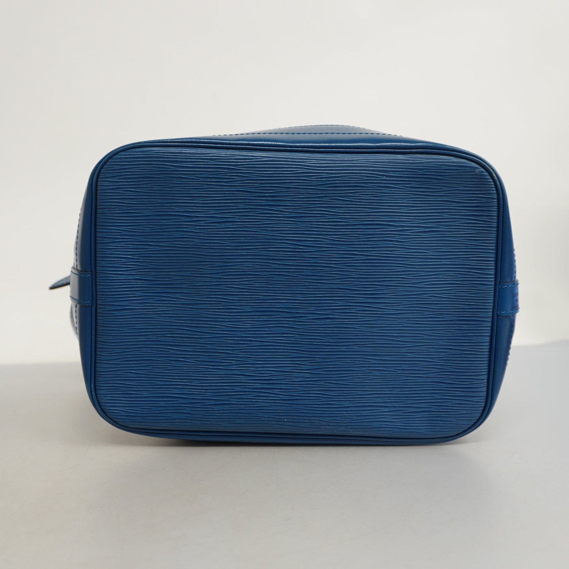 Louis Vuitton Epi Noe Women's Shoulder Bag Toledo Blue