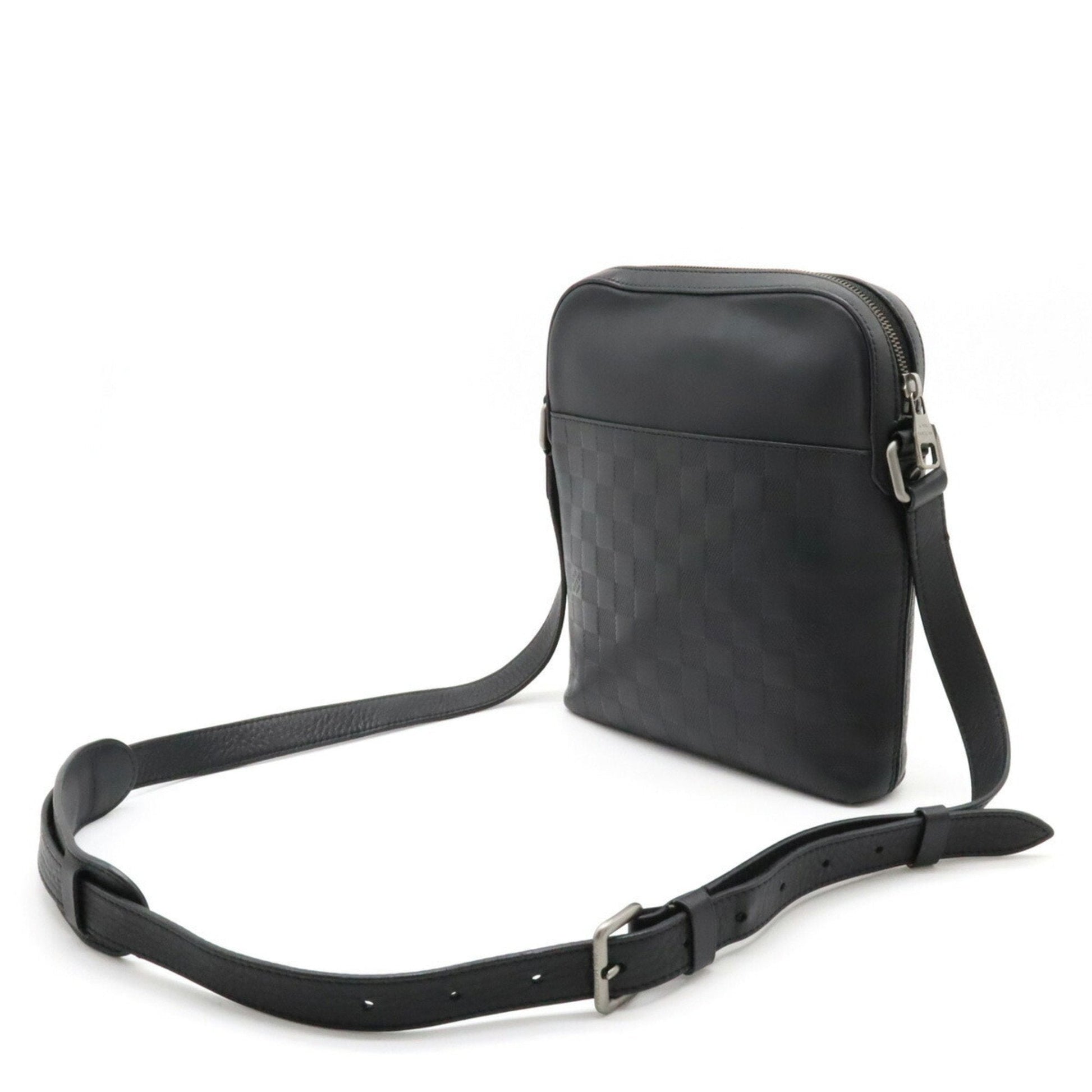 LOUIS VUITTON Damier Infini Pochette District Shoulder Bag Onyx Black