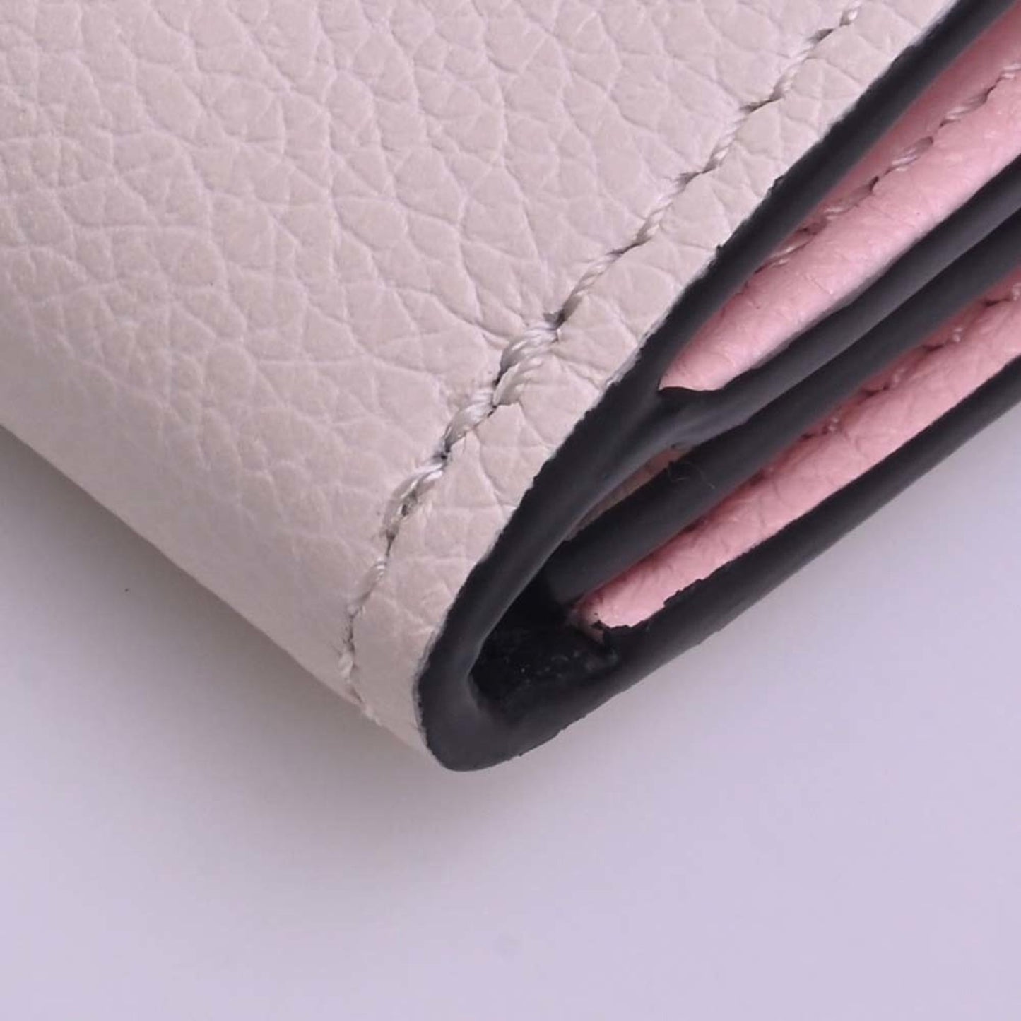 LOUIS VUITTON Leather Portefeuille Lock Trifold Wallet M80984 White Black Ladies