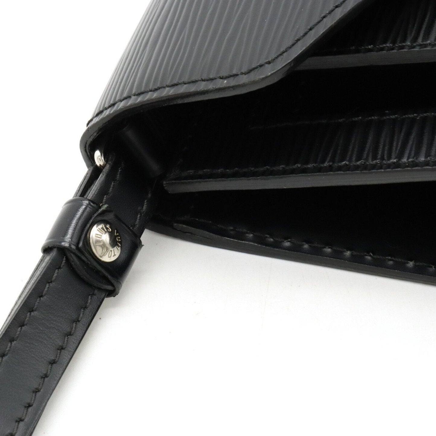 LOUIS VUITTON Epi Pochette Serie Dragonne Second Bag Noir Black Non-sticky
