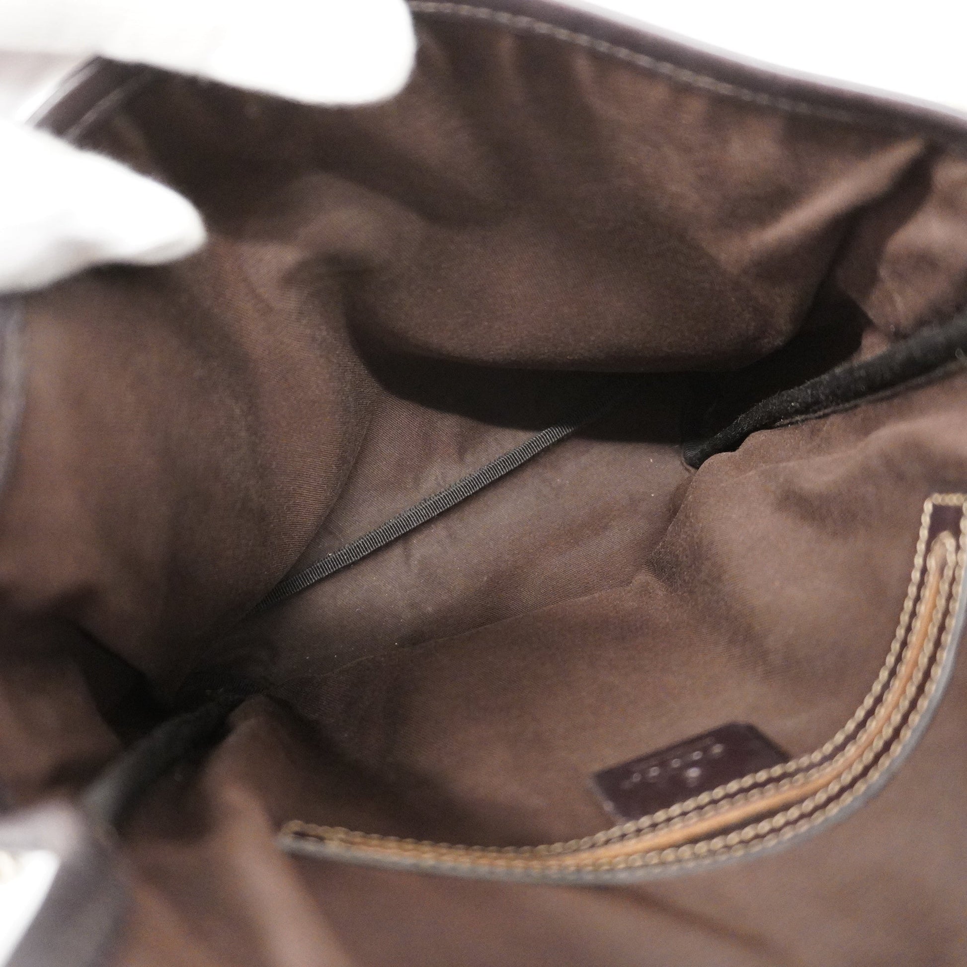 Gucci Leather Shoulder Bag
