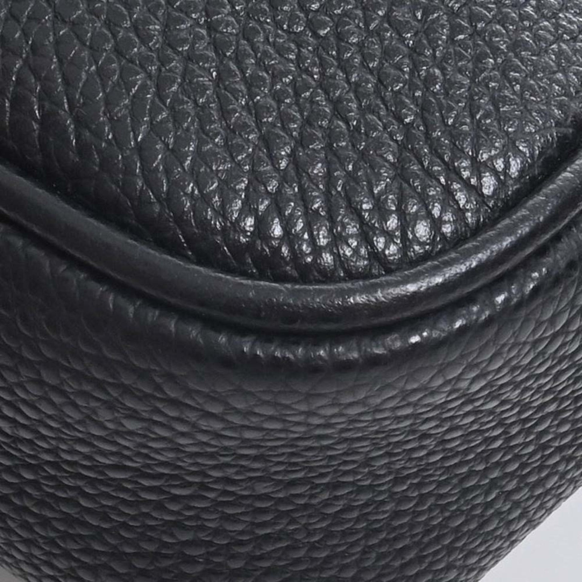 Gucci Leather Shoulder Bag