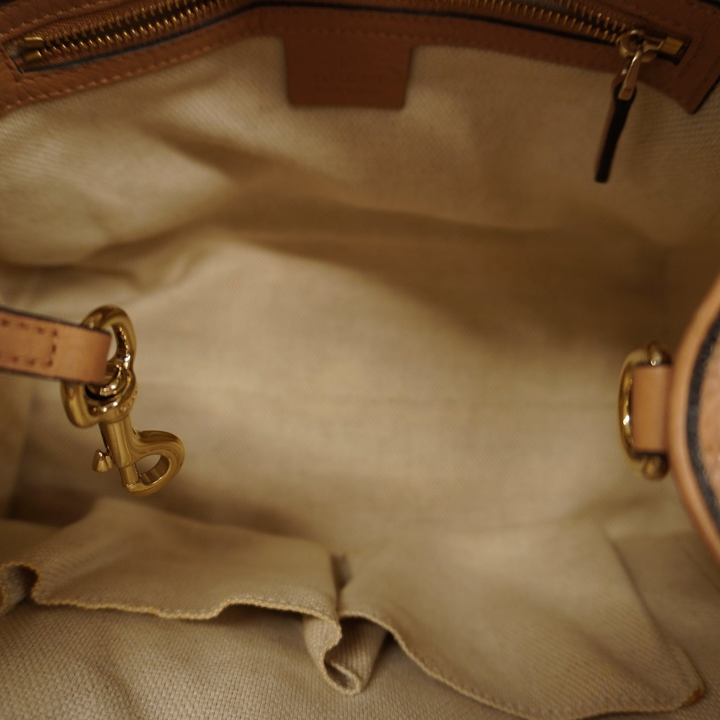 Gucci Leather Canvas Shoulder Bag