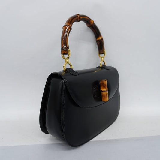 Gucci Leather Shoulder Bag