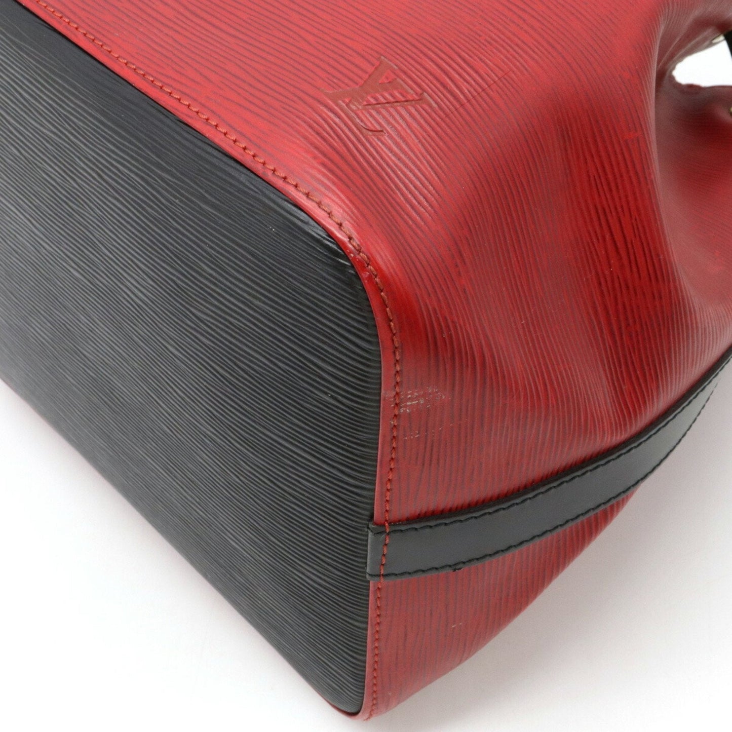 LOUIS VUITTON Epi Bicolor Petit Noe Shoulder Bag Leather Castilian Red Noir Black
