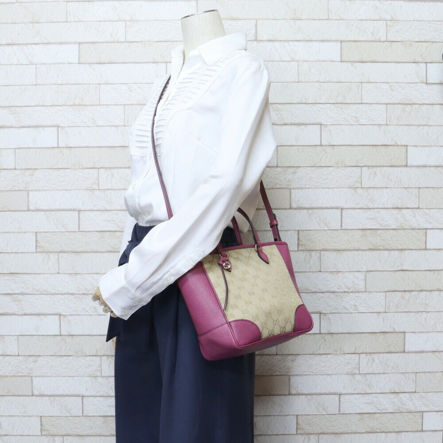 Gucci Leather Canvas Shoulder Bag Style 53