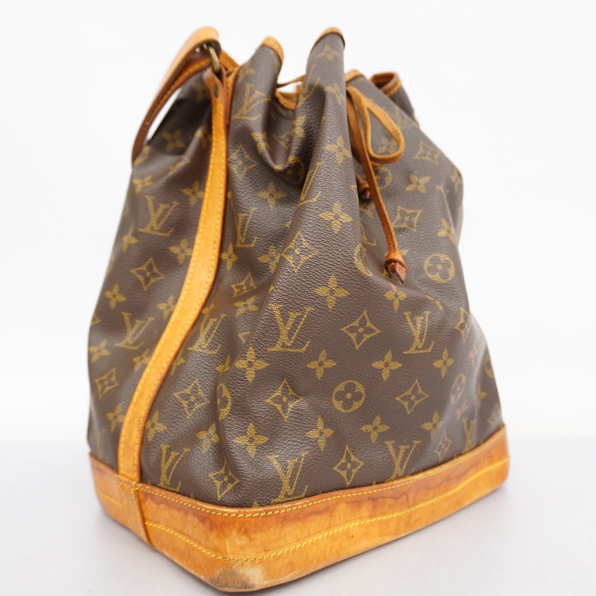 Louis Vuitton Monogram Noe Women's Shoulder Bag
