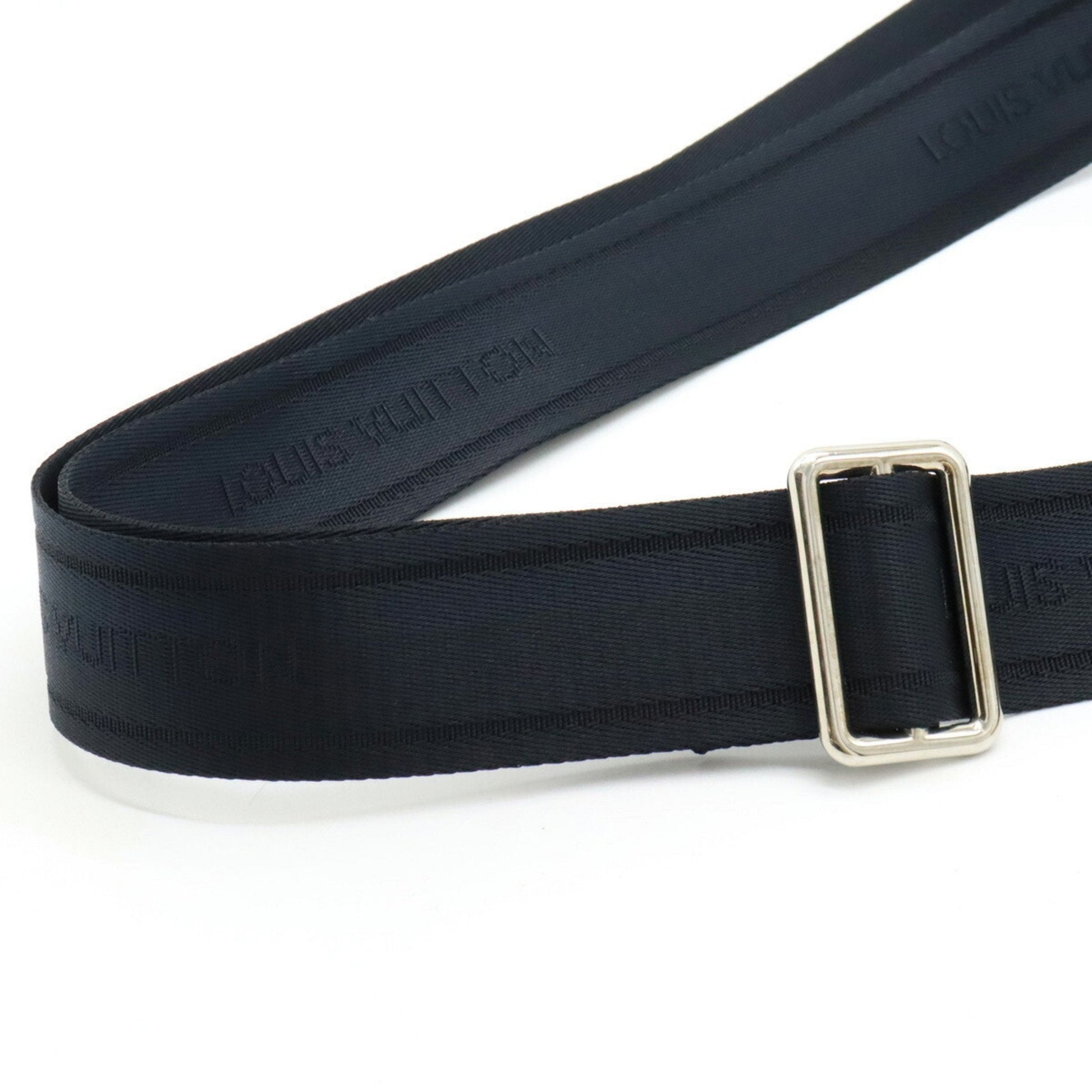 LOUIS VUITTON Taiga Sasha Shoulder Bag Bol Navy