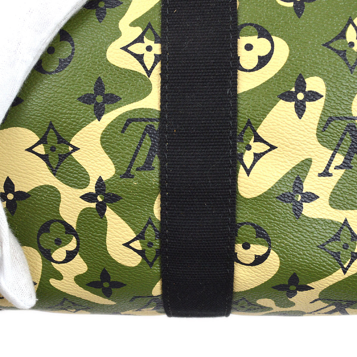 Louis Vuitton * 2008 Monogramouflage Crossbody