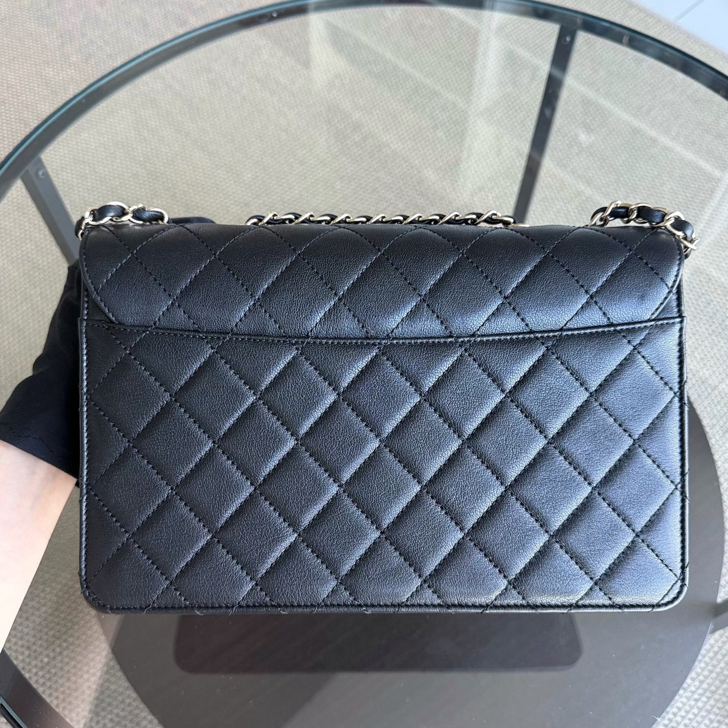 Chanel Beauty Lock Flap - Quilted Calfskin Black Gold Hardware Series 22