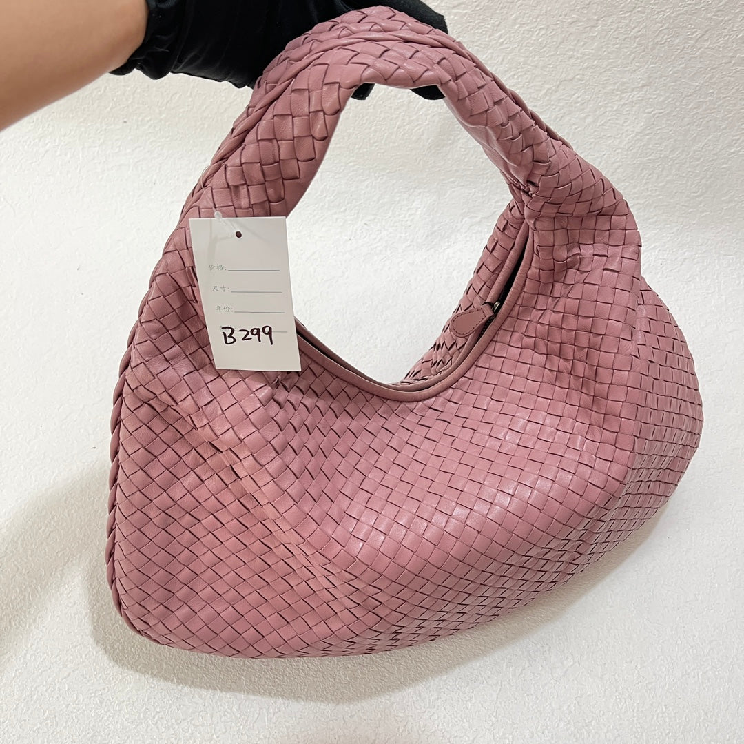 Bottega Veneta Veneta Hobo Medium Cherry Blossom Pink Intrecciato Leather Bag 40cm