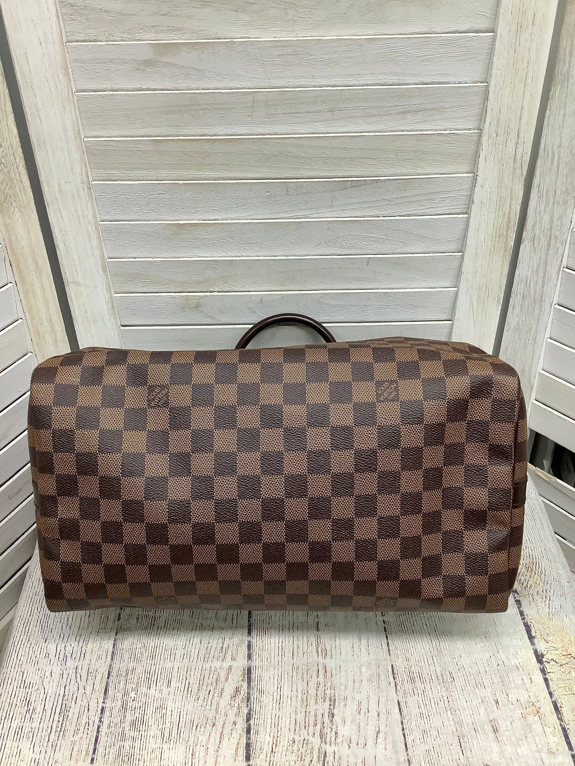 HandBag Luxury Designer By Louis Vuitton Size: Large