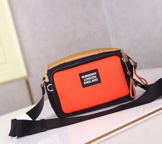 Burberry Bags 855