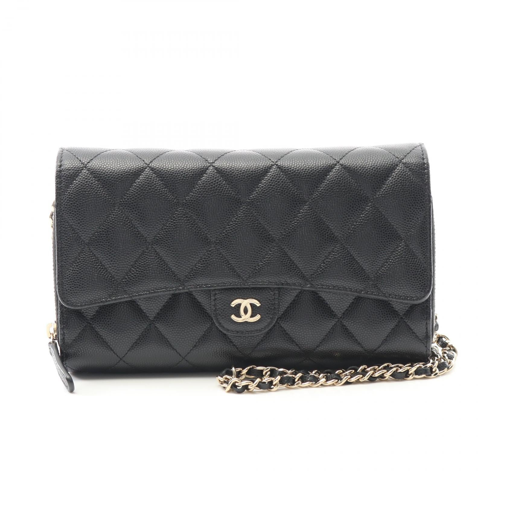 Chanel Matelasse Calf Shoulder Bag
