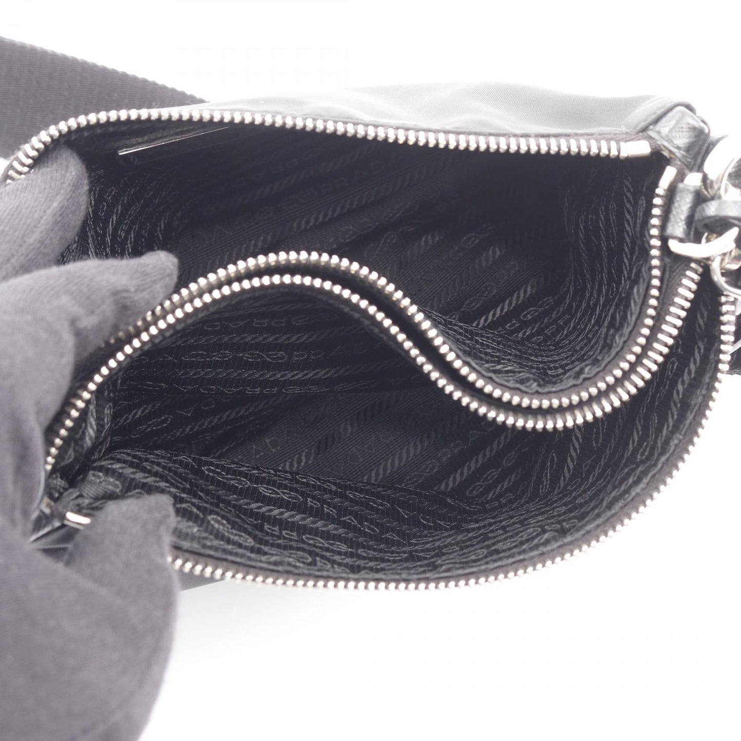 Prada Re-Edition 2000 Nylon Shoulder Bag