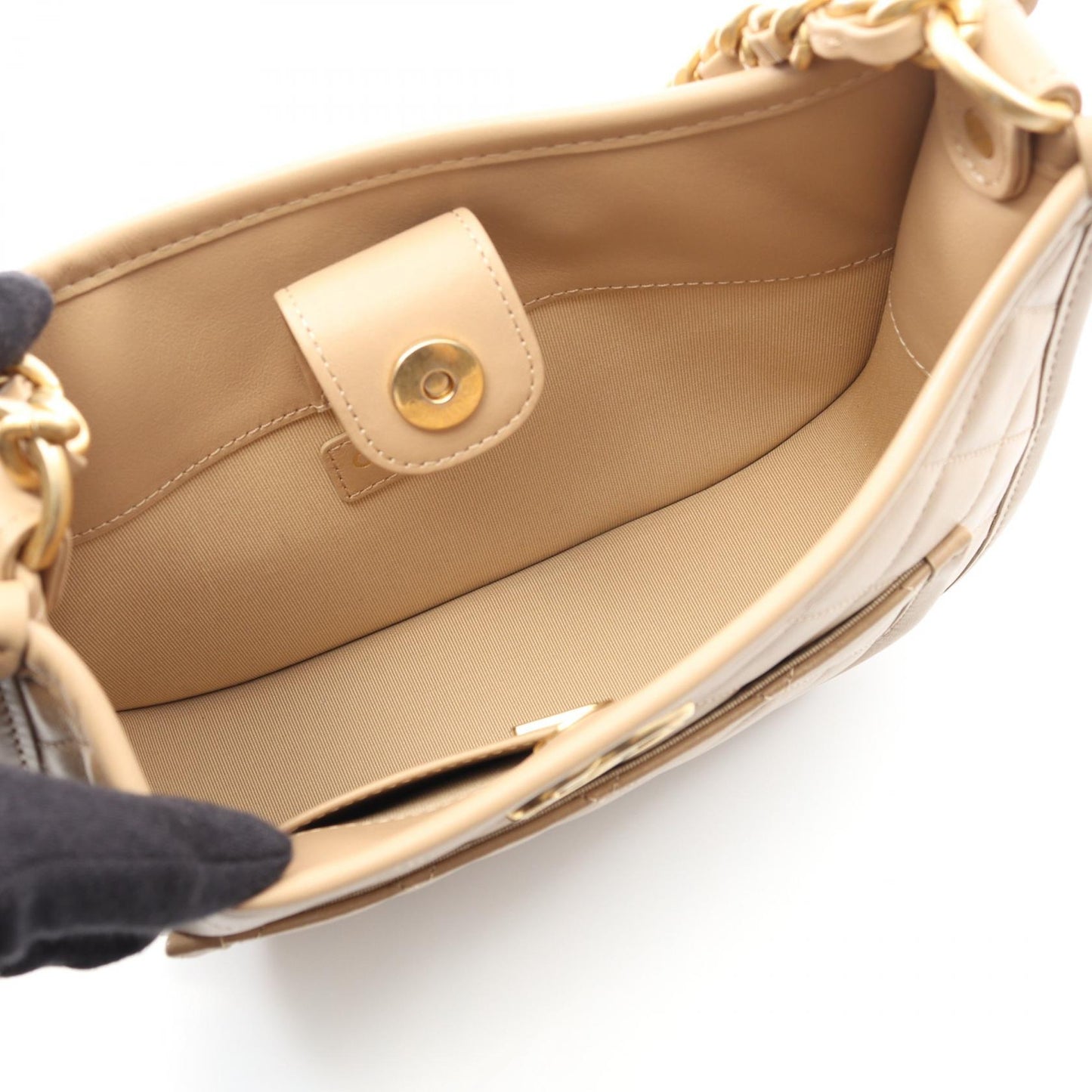 Chanel MatelassÃ© Leather Shoulder Bag
