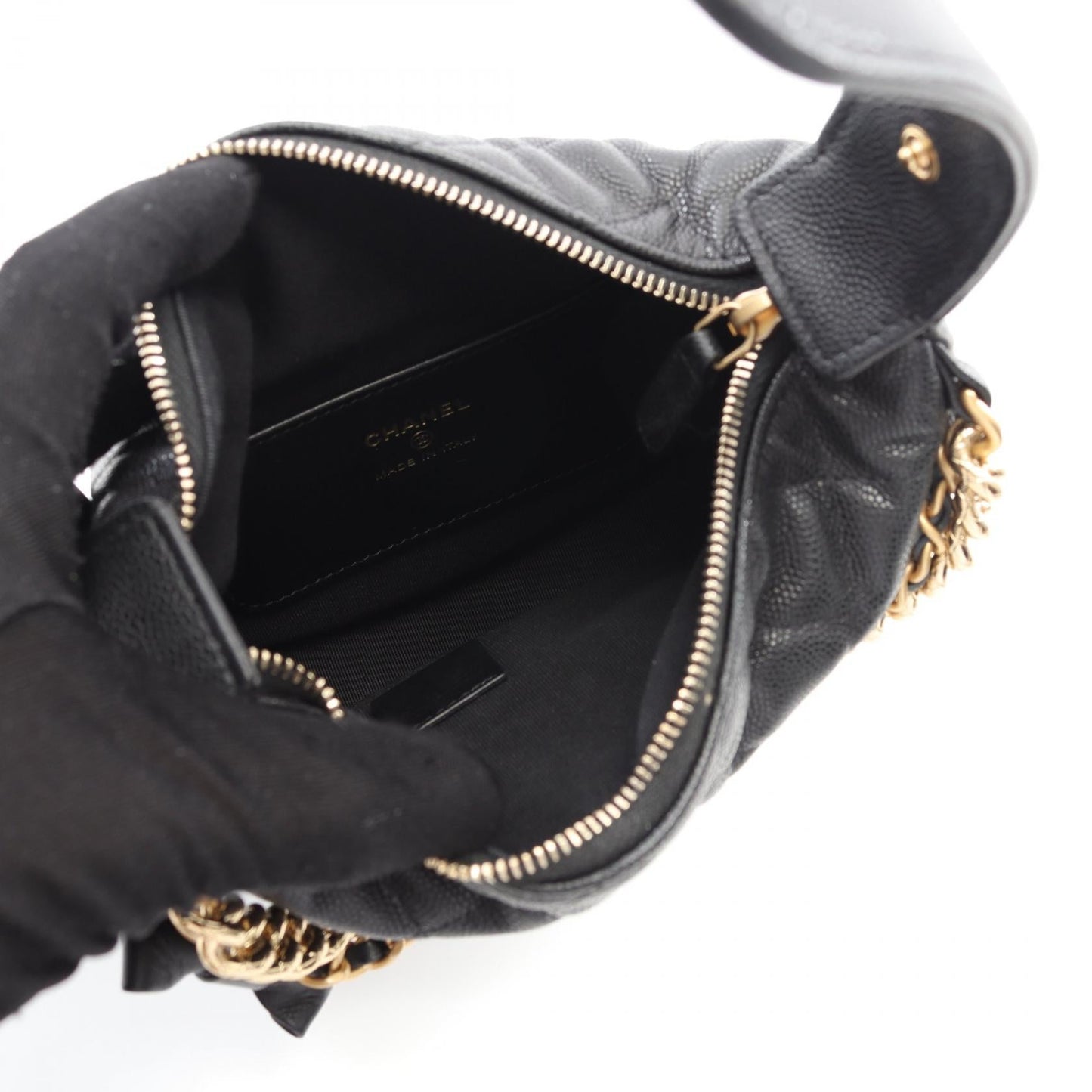 Chanel MatelassÃ© Calf Handbag
