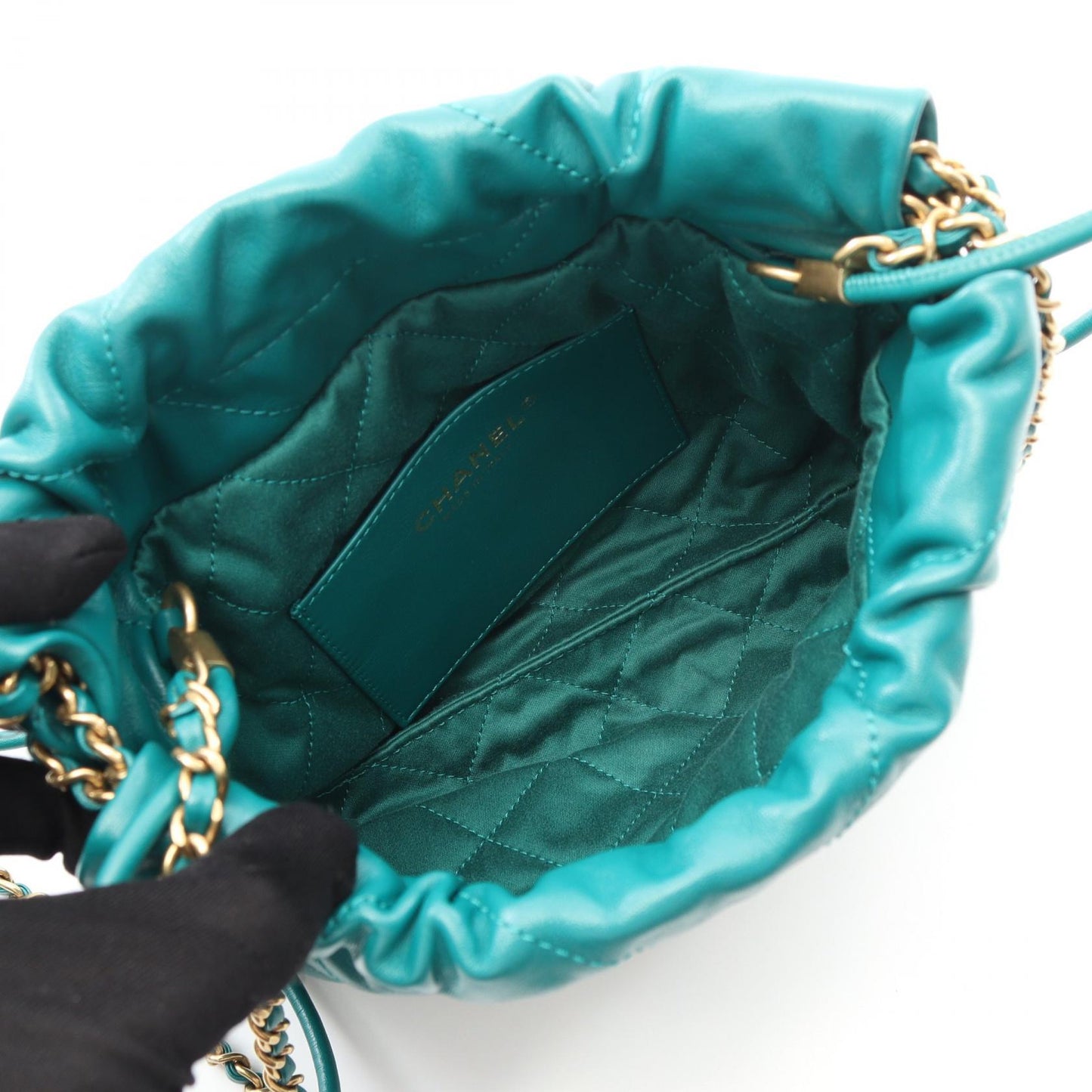Chanel CHANEL 22 Leather Shoulder Bag