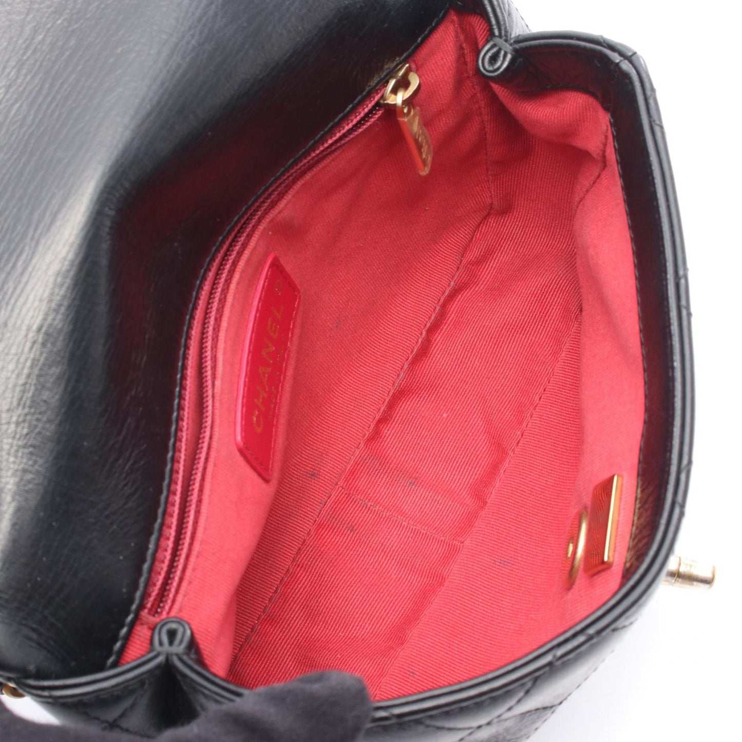 Chanel Matelasse Leather Shoulder Bag
