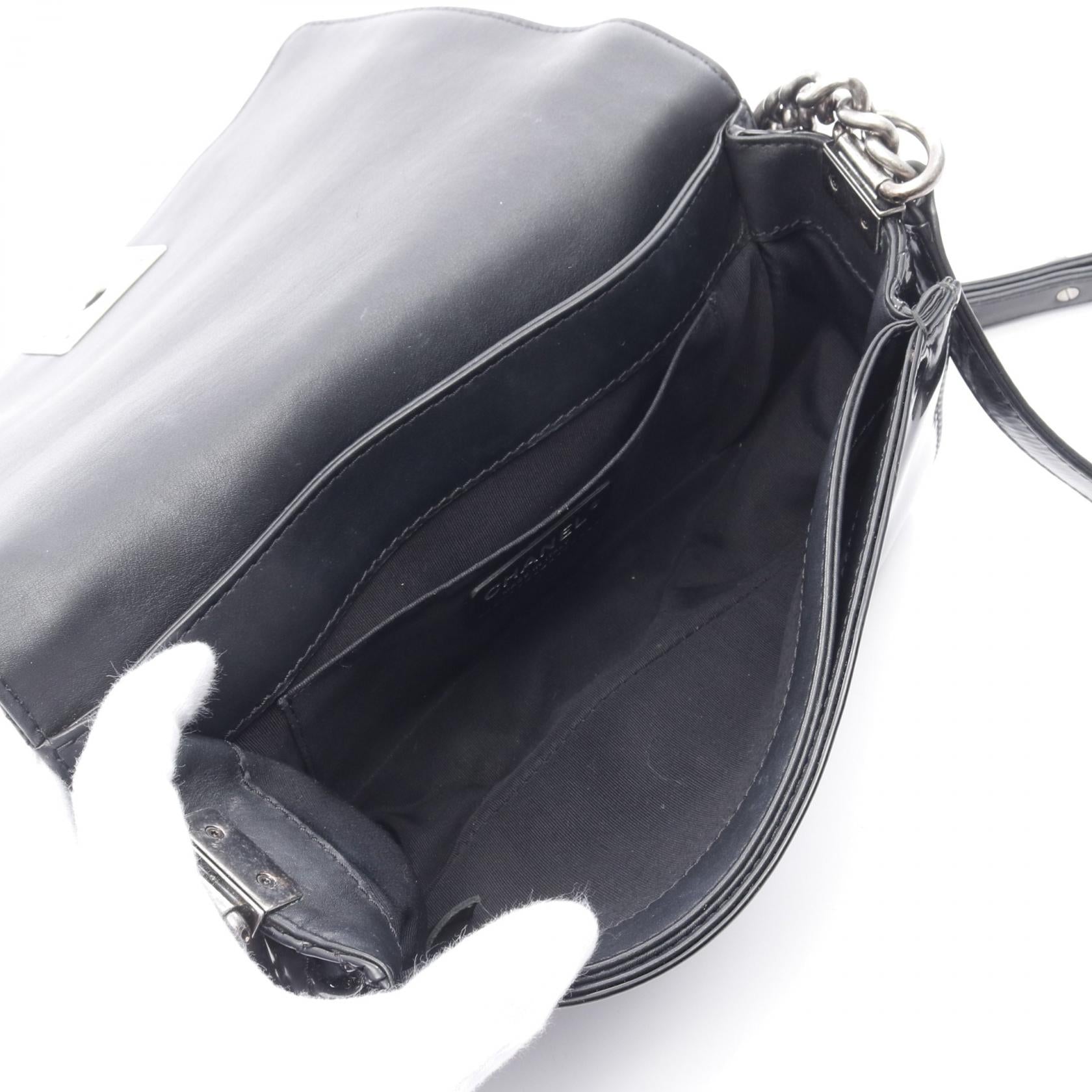 Chanel Boy Chanel Patent Leather Shoulder Bag