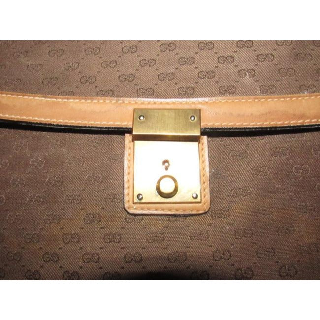 Gucci Envelope Leather Mini Clutch