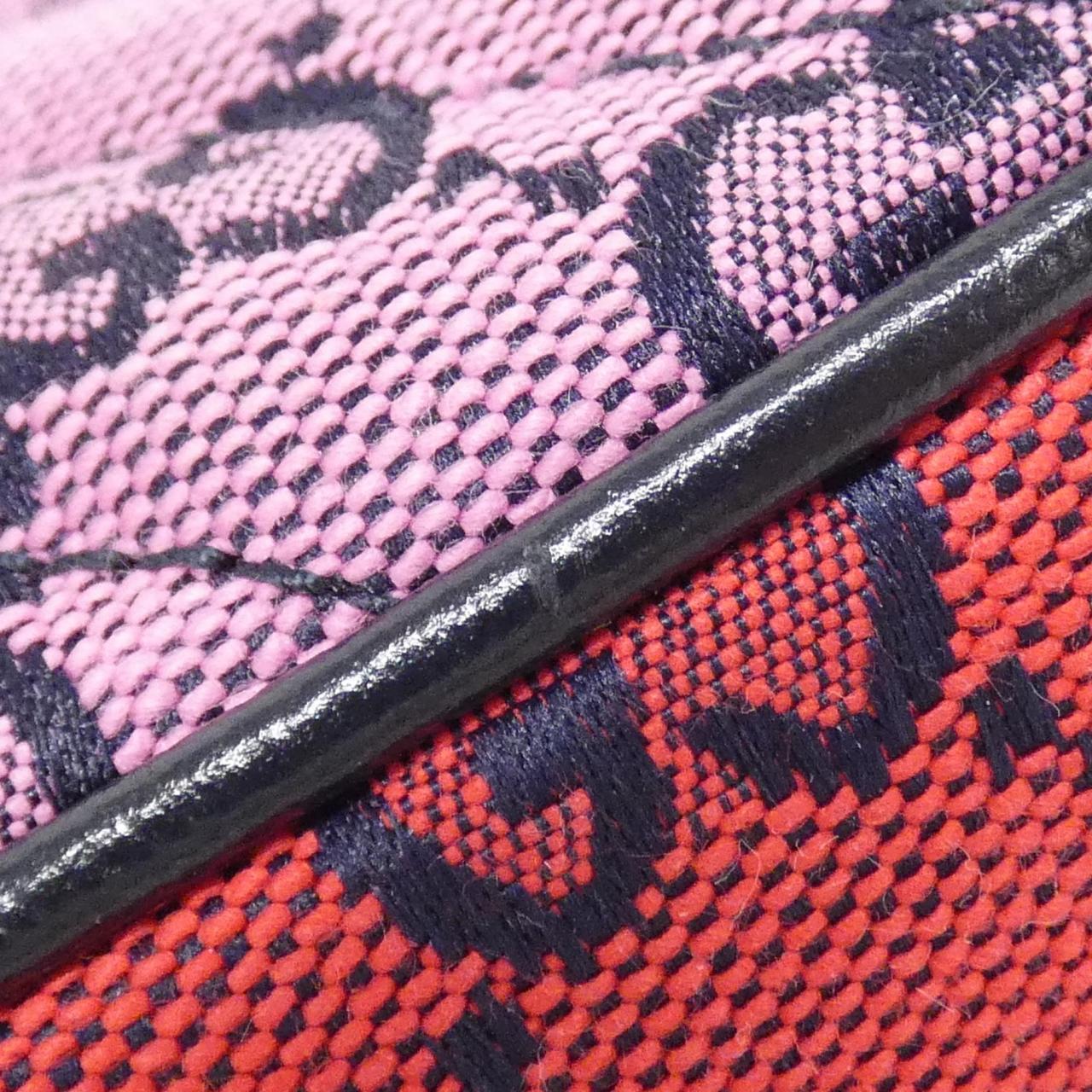 Gucci GG MARMONT GG Canvas Shoulder Bag