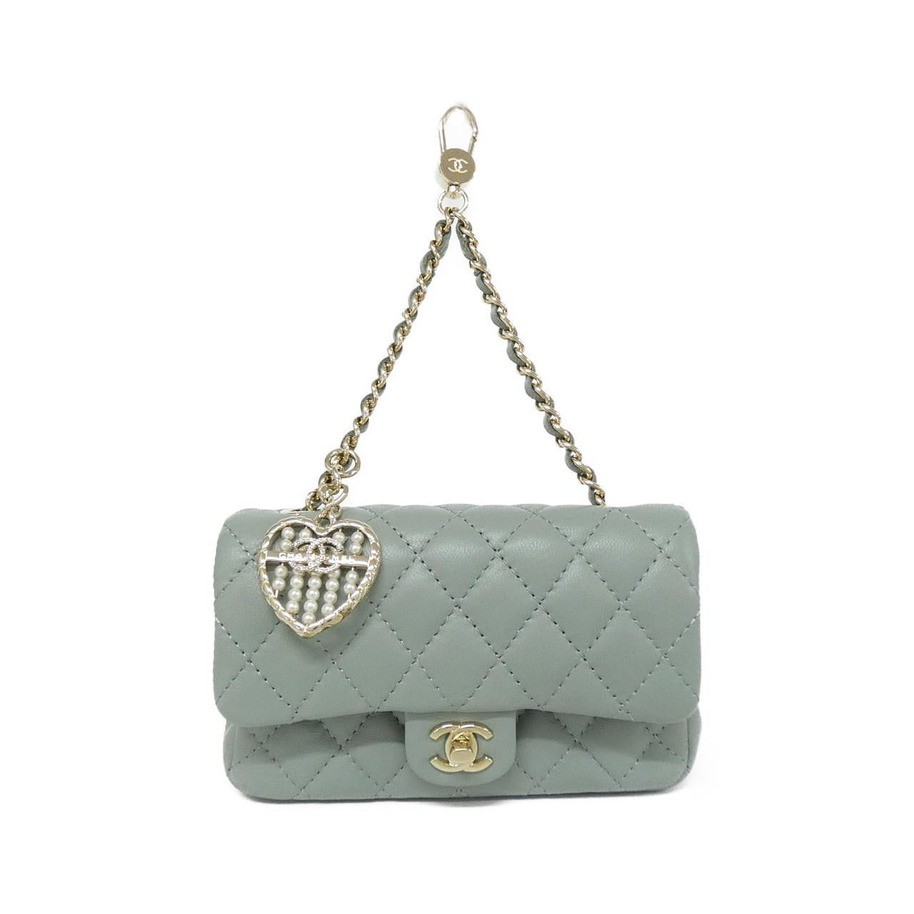 Chanel Lambskin Key Holder Handbag