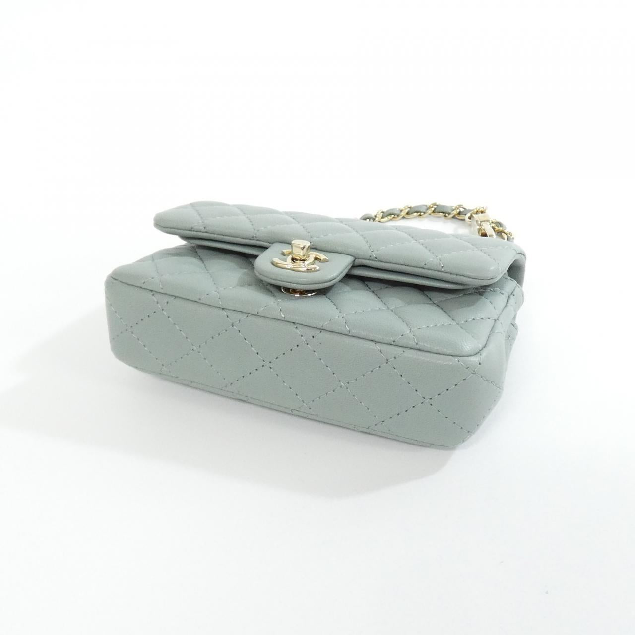 Chanel Lambskin Key Holder Handbag