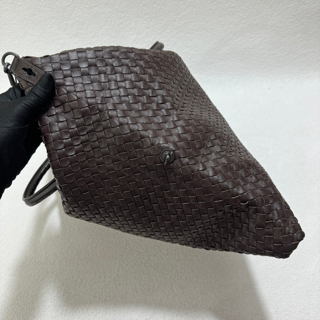 Bottega Veneta Maxi Convertible Tote Bag Hobo Brown Leather Two-way Carry 50cm