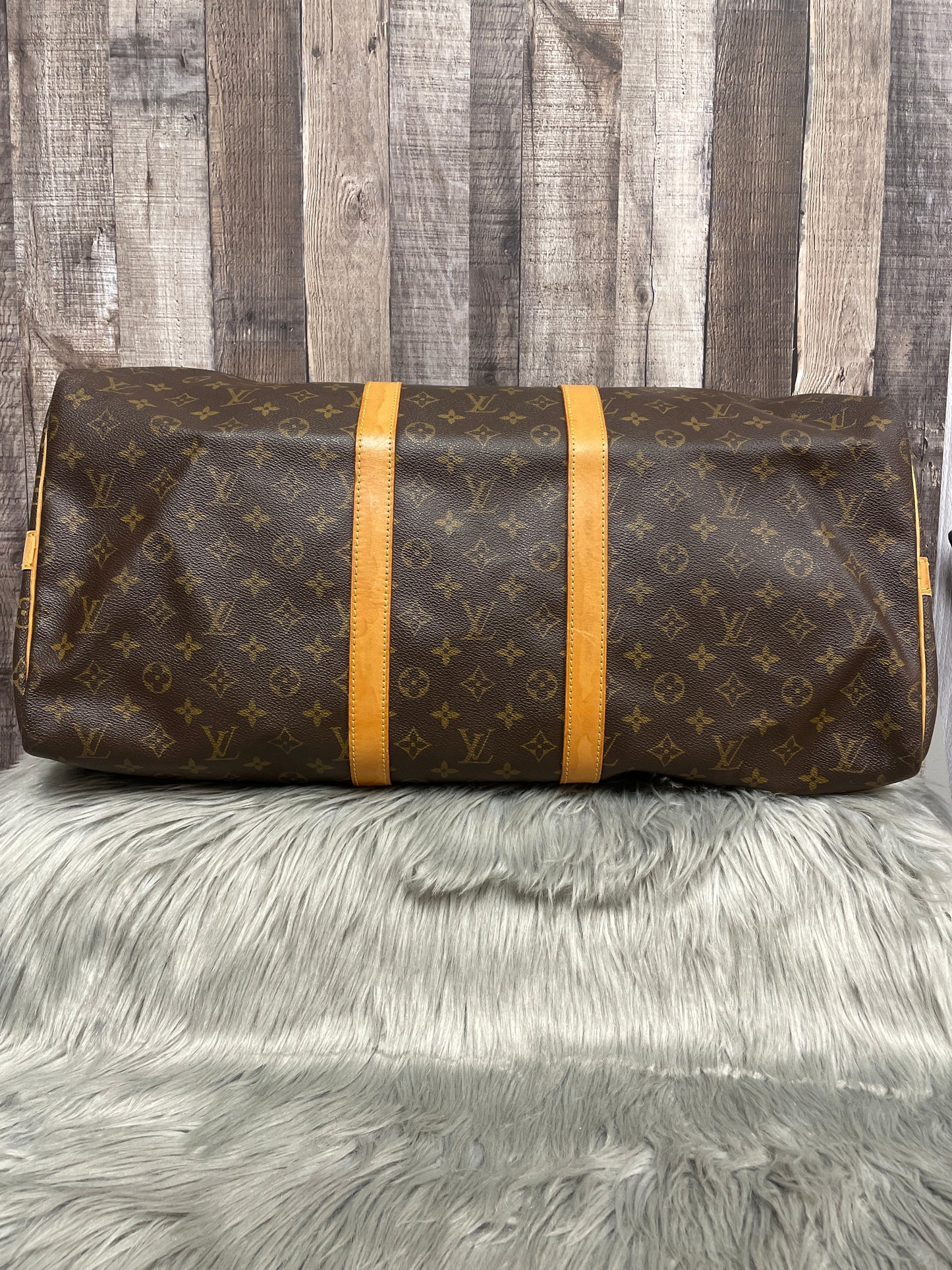 Duffle And Weekender Luxury Designer By Louis Vuitton, Size: Large Crossbody