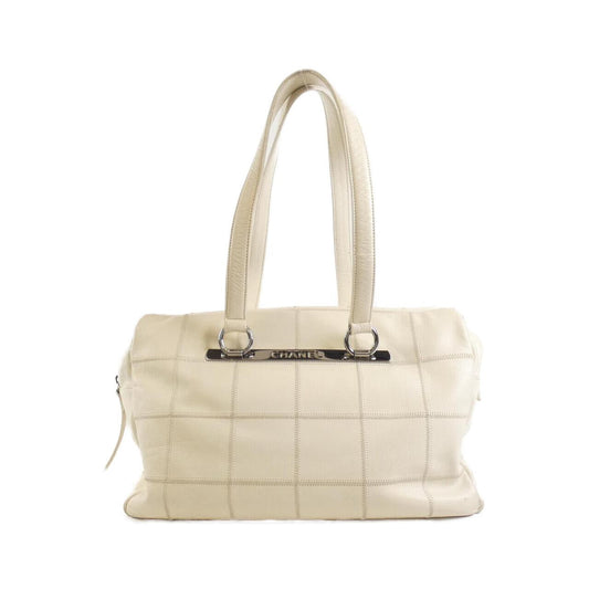 Chanel Caviar Skin Shoulder Bag
