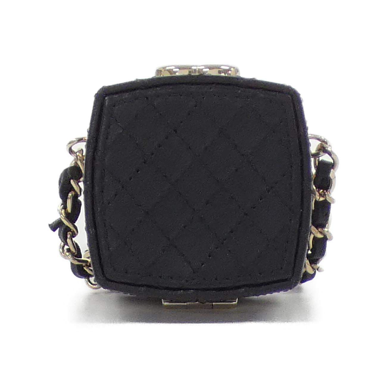 Chanel Lambskin Chain Clutch