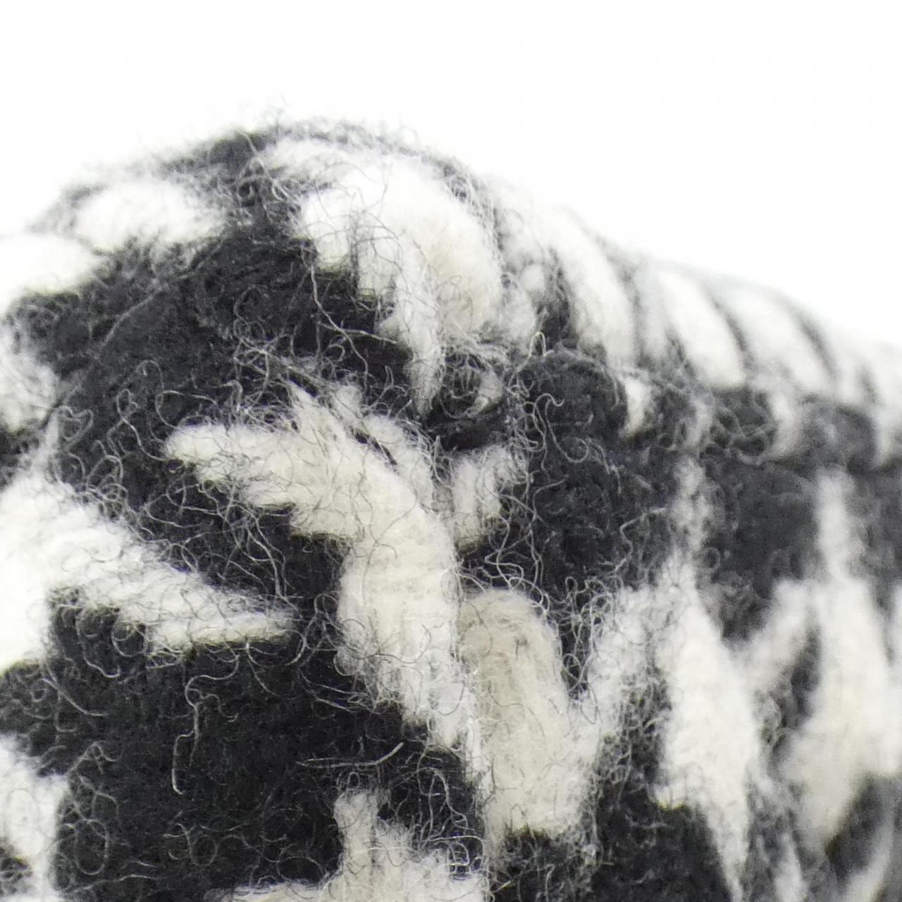 Chanel Wool Shoulder Bag