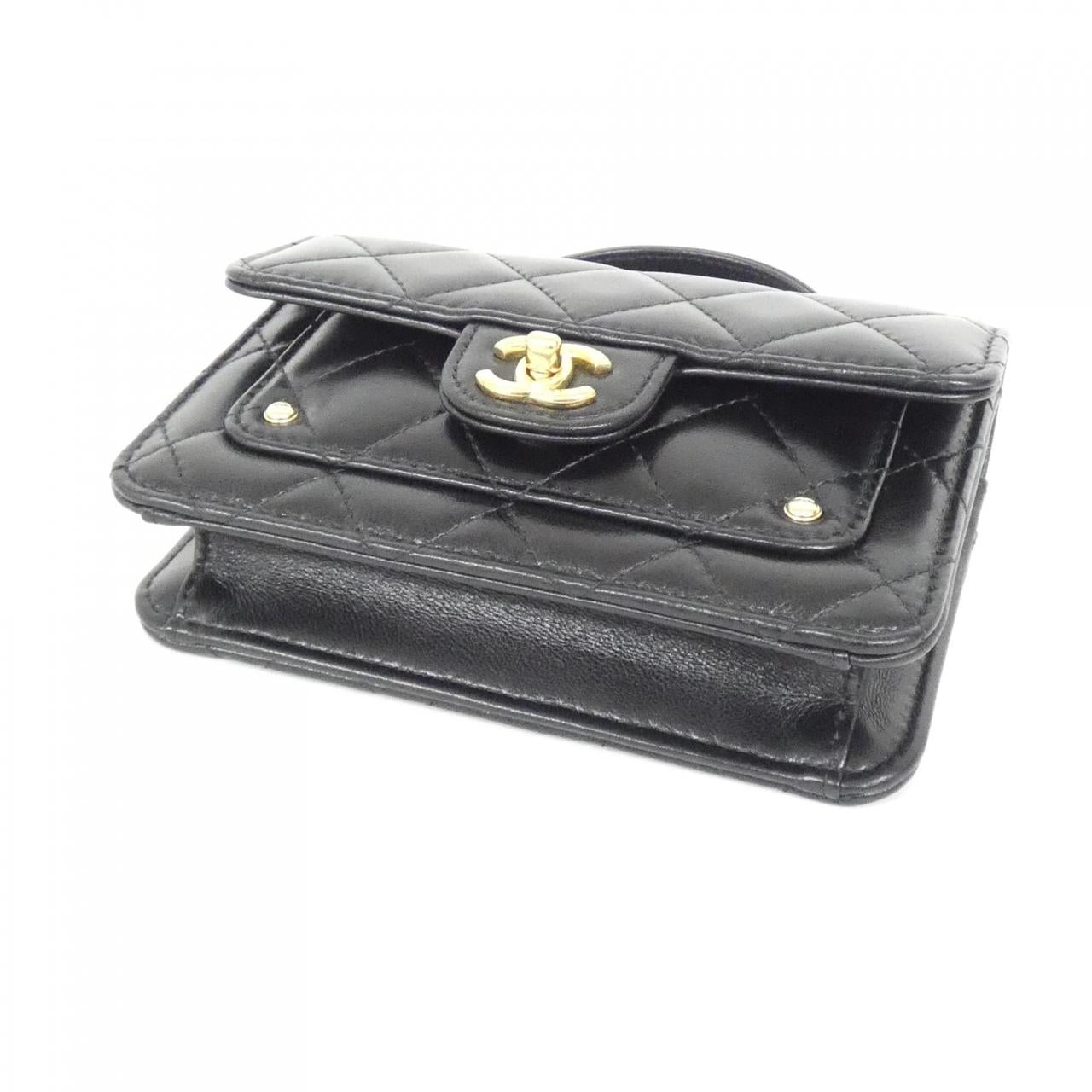 Chanel Lambskin Chain Clutch