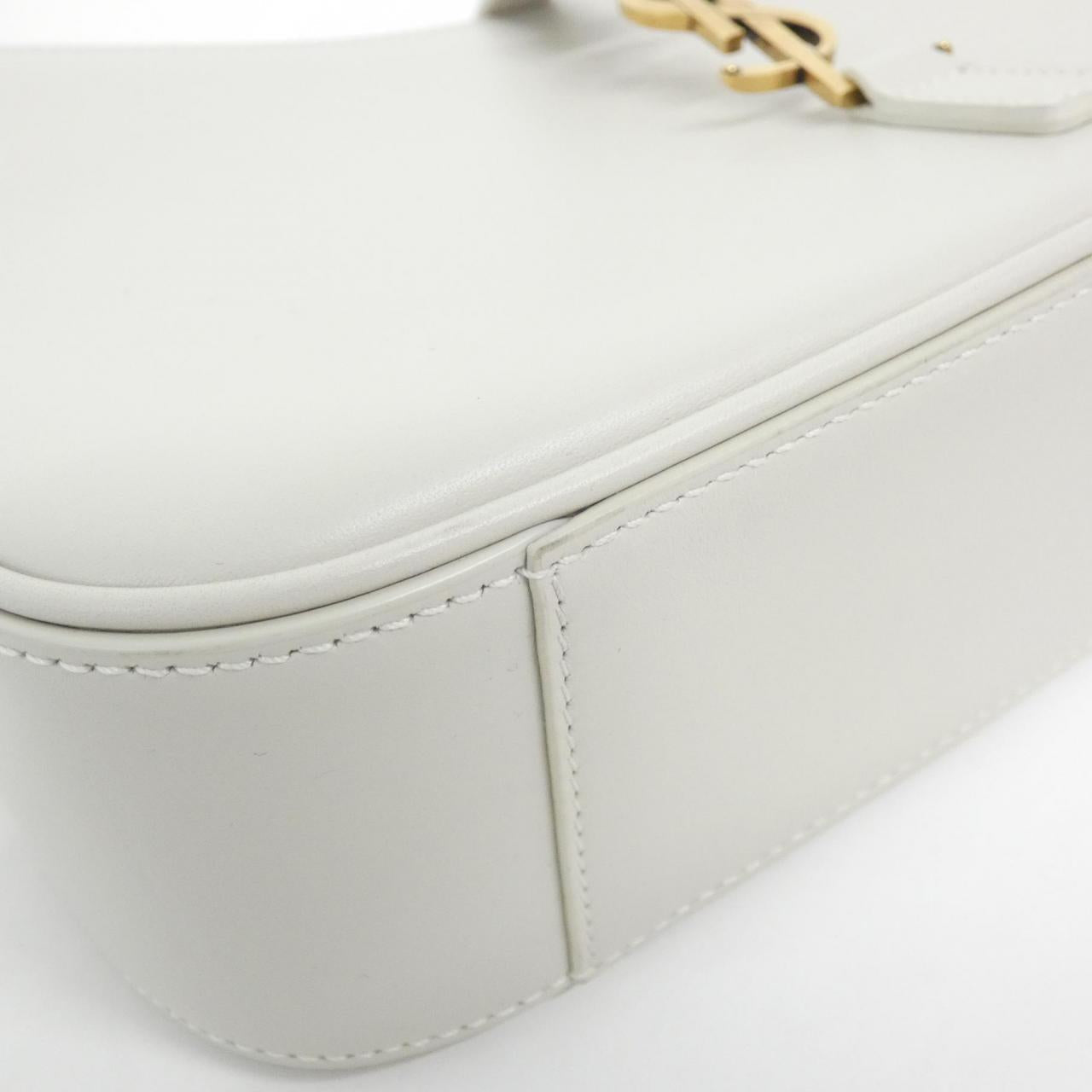 Saint Laurent Le 5 ÃÂ  7 Calf Shoulder Bag