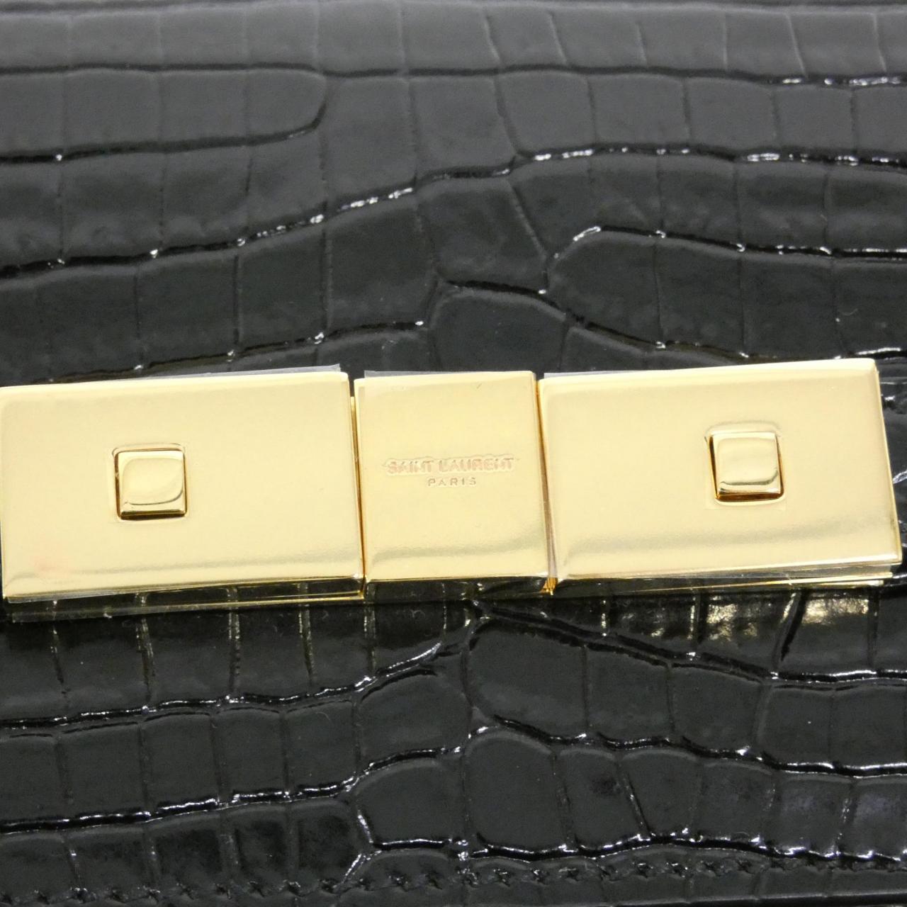 Saint Laurent Manhattan Calf Shoulder Bag