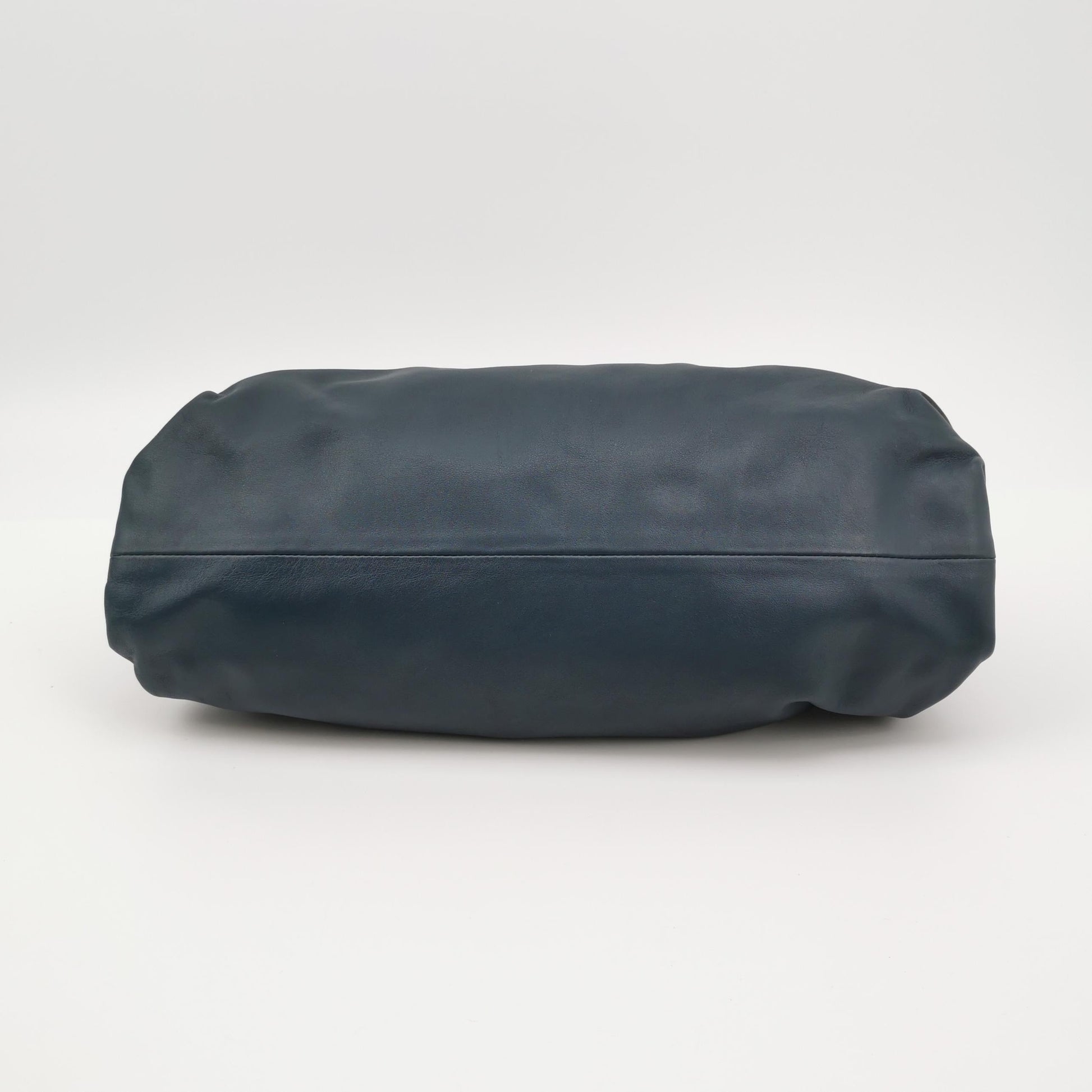 Bottega Veneta Pouch Calfskin Leather Navy Large
