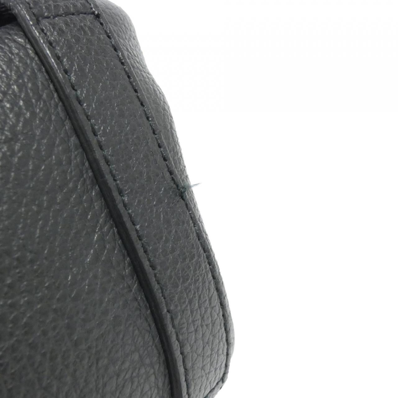 Gucci Leather Shoulder Bag