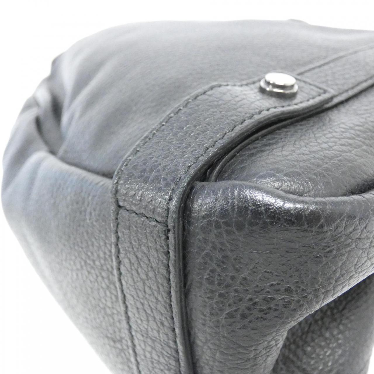 Gucci Leather Shoulder Bag