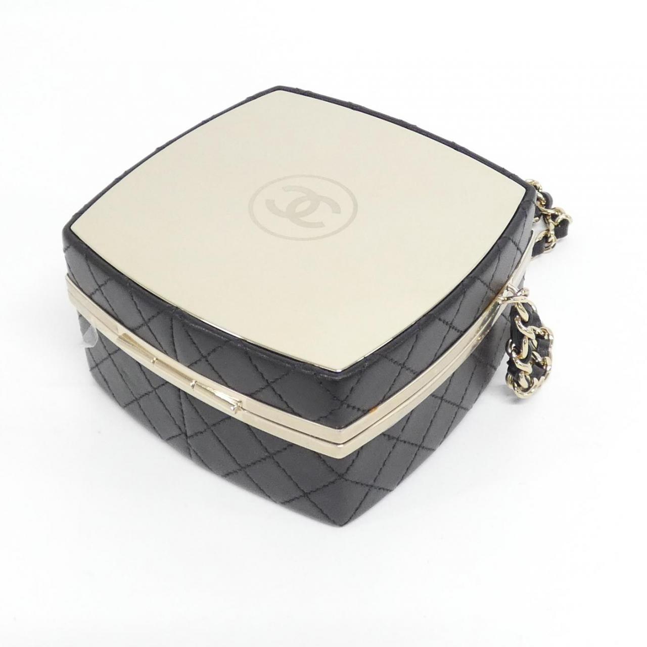 Chanel Lambskin Chain Clutch